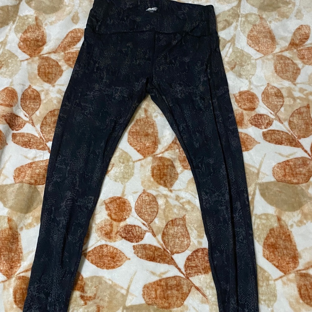 Avia Dark Patterned Leggings